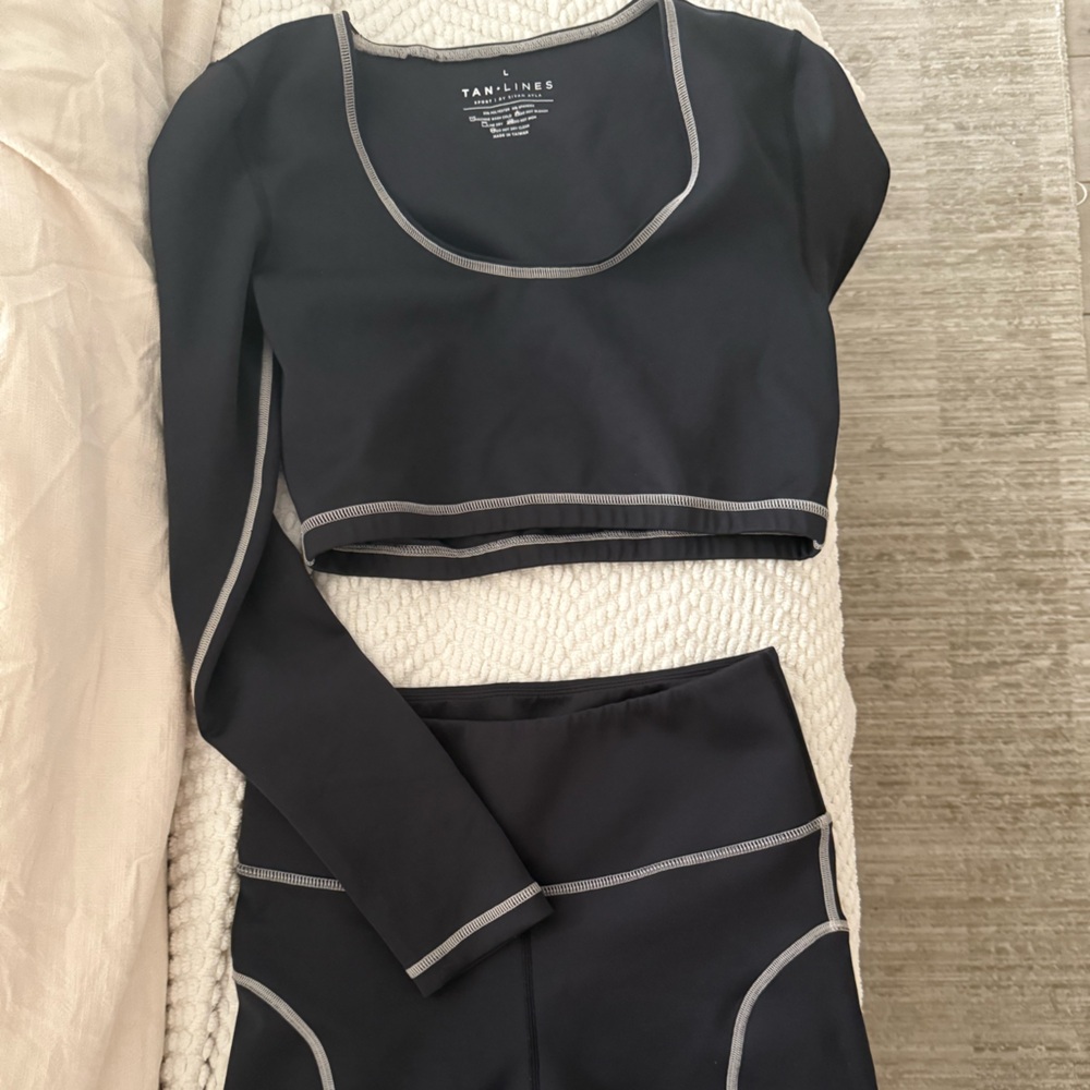 Black and Gray Activewear Set